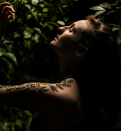 SHOW YOUR PERSONALITY